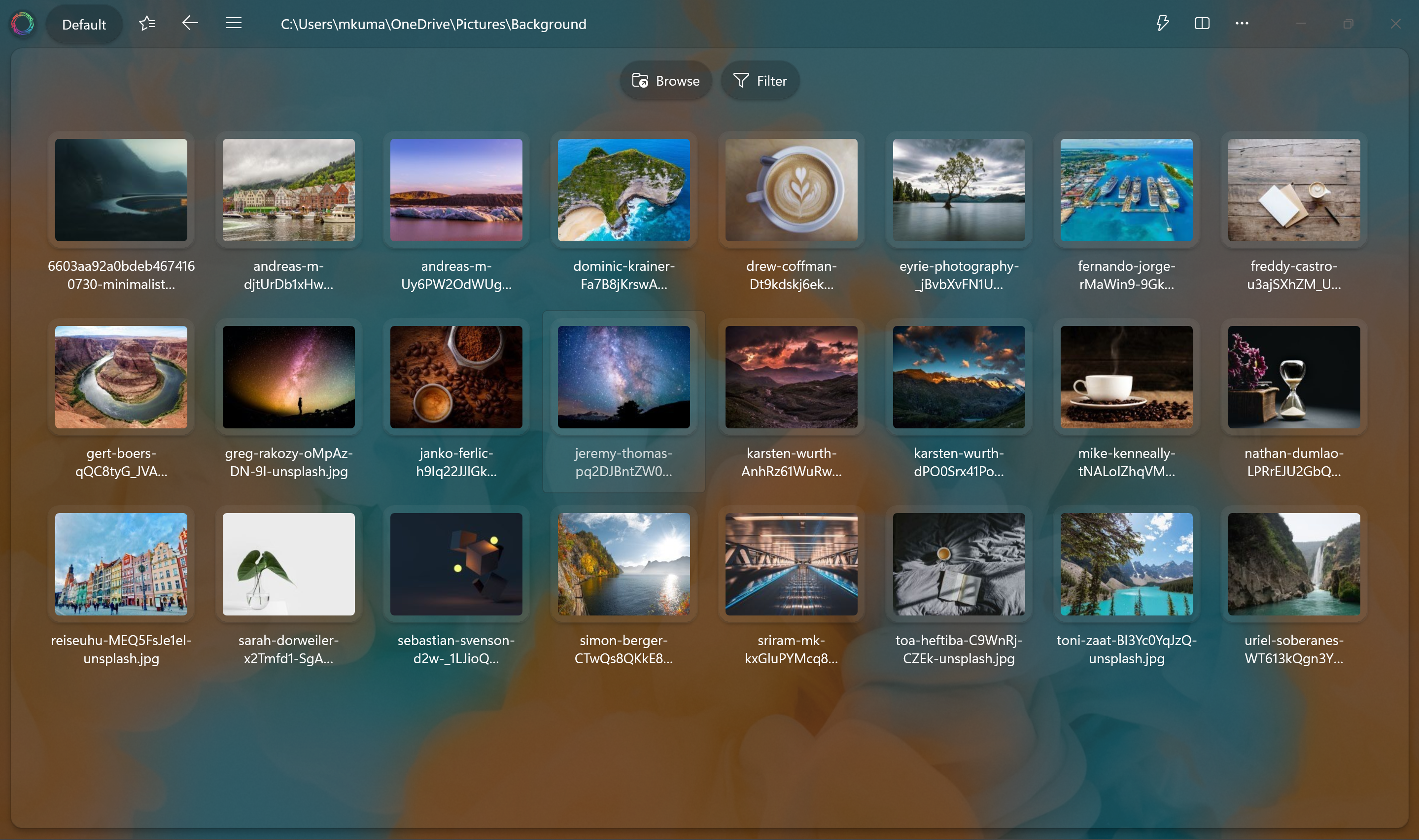 Pan Browser File Explorer tabs